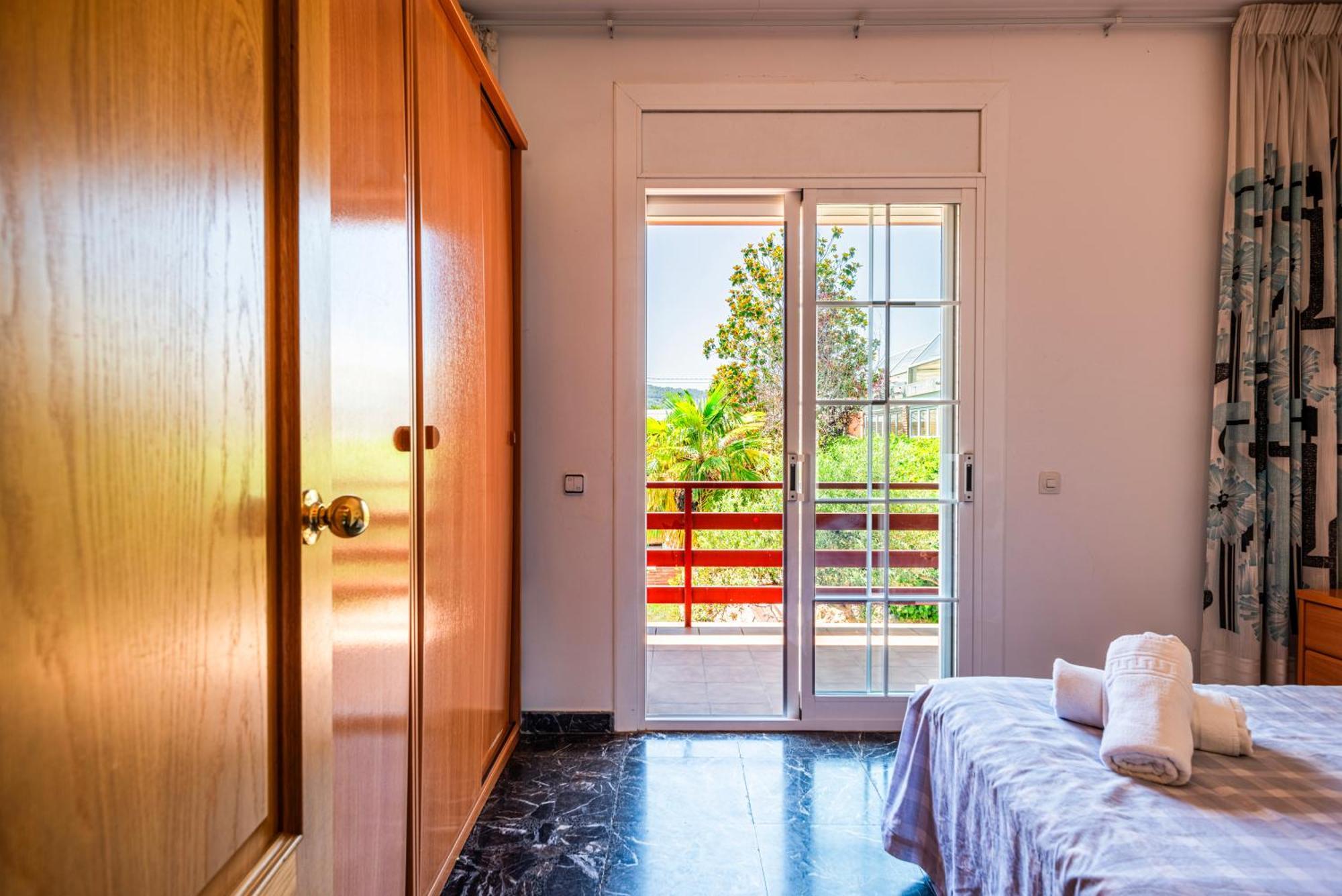 Espacio De Paz, Ideal Para Familias Villa Amalia La Llacuna Exterior photo